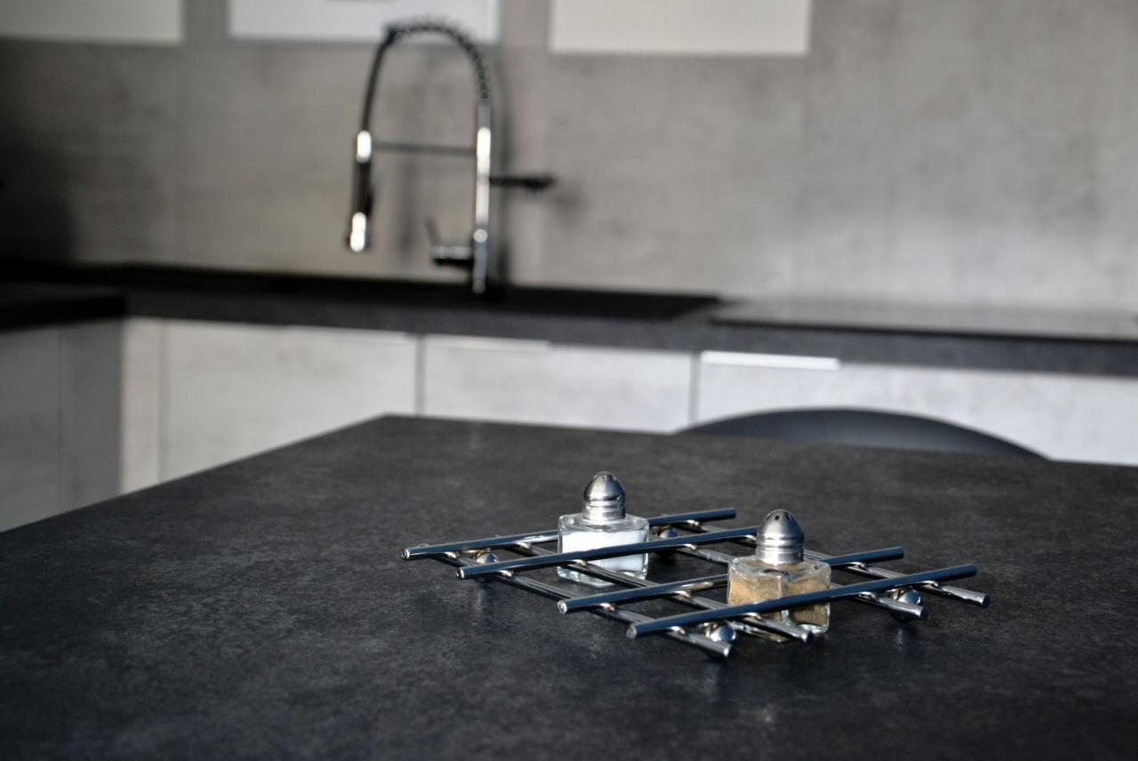Le Cyclade, Appartement De Standing En Hyper-Centre. Sarreguemines Bagian luar foto